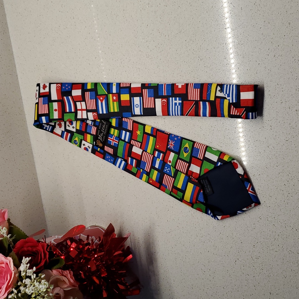 Multicolor Flag Pattern Tie - Picture 2 of 4